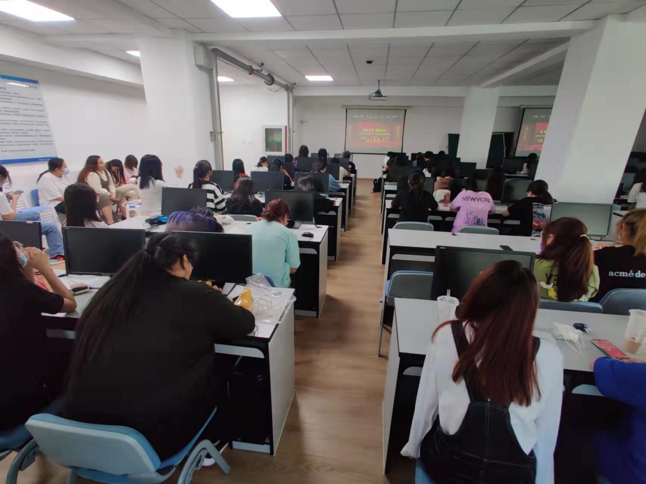 c6da907f67bb9c279f038a37ac5a42e